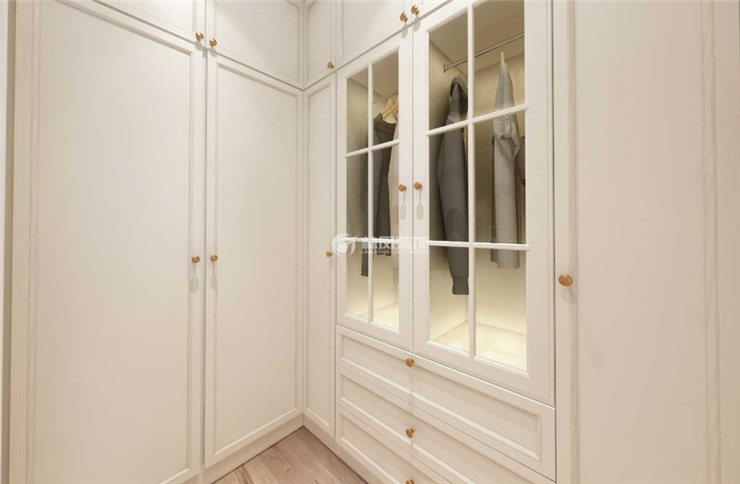 步入式衣帽間裝修效果圖 步入式衣帽間裝修效果圖